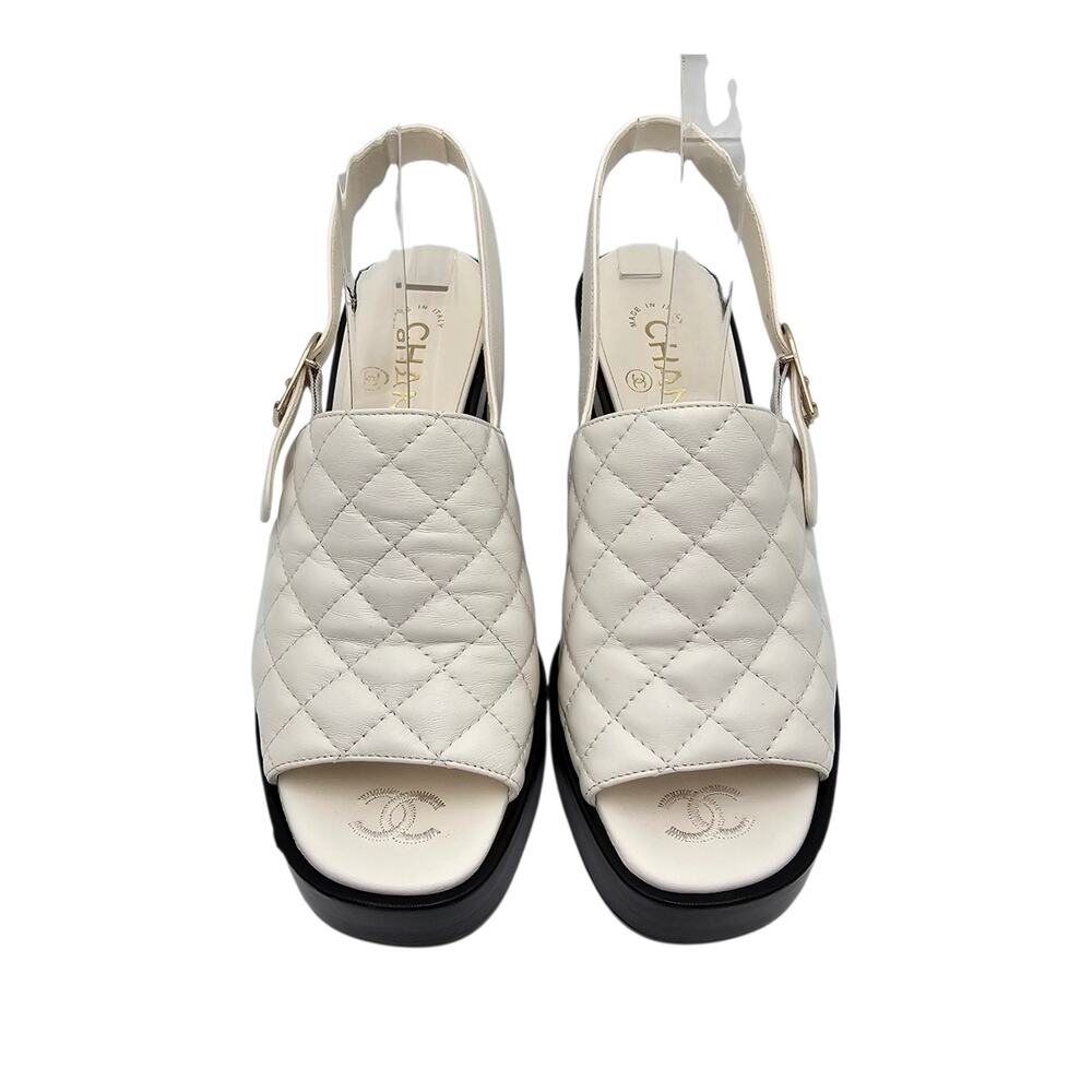 Chanel CC White Quilted Leather Heel Platform Slingback Sandal Size 38.5 7.5 8 - Picture 3 of 15
